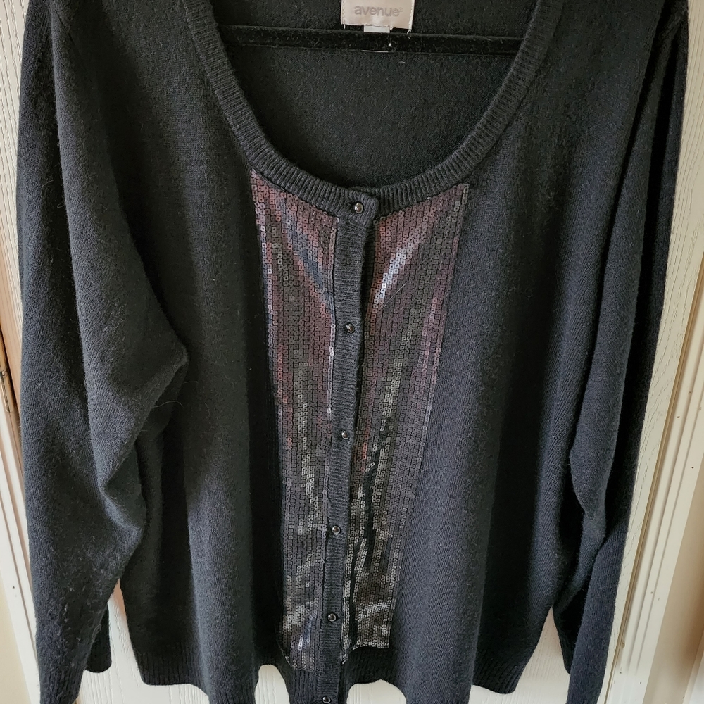 Avenue black sequined plus sized sweater 26/28